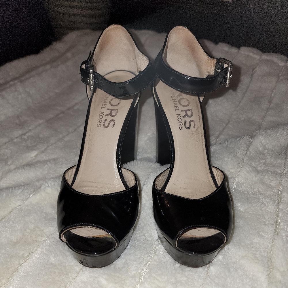 Kors Michael Kors Black Patent Leather Ankle Strap Heels Size 7